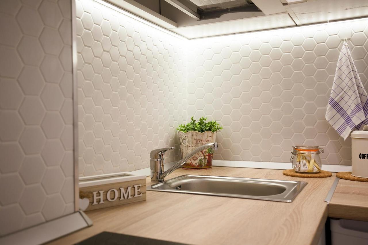 Ideal Studio Бухарест Экстерьер фото
